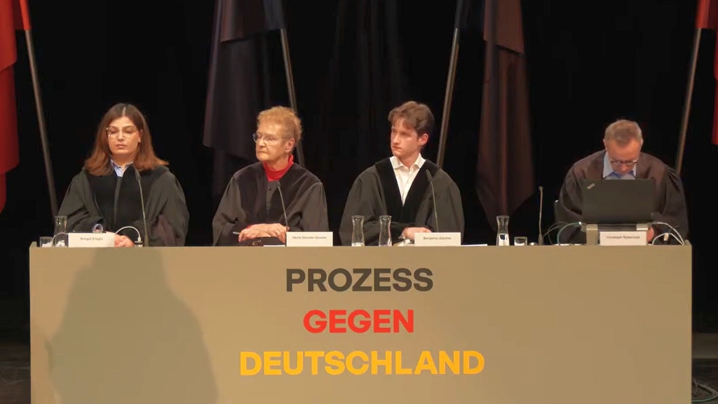 Spektakel zur Legitimation von Rechtsradikalen
